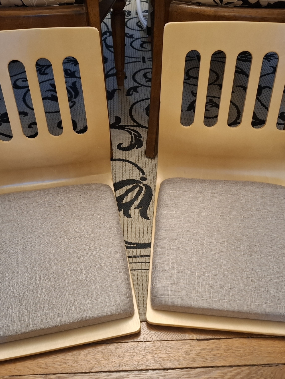 Natural Wood Japanese Floor Chairs with Gray Cushions